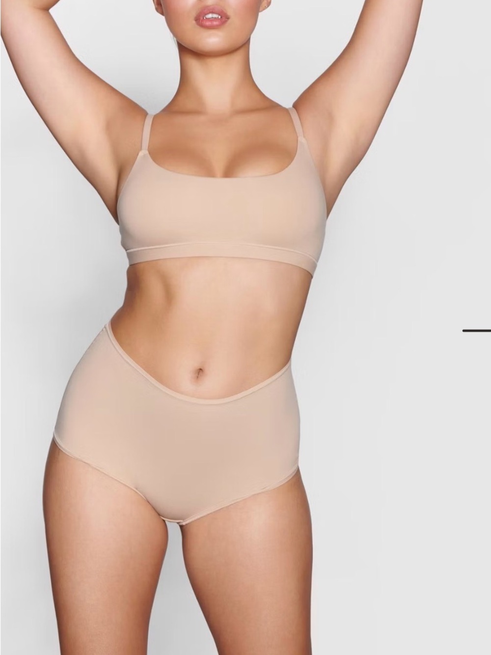 Skims fits everybody bralette